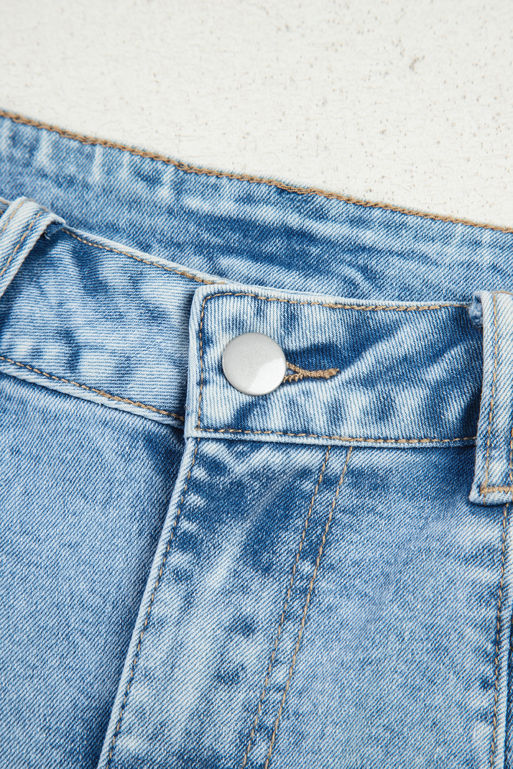 Beau Blue Flower Patched Light Wash Cropped High Waist Jeans - loveforevers