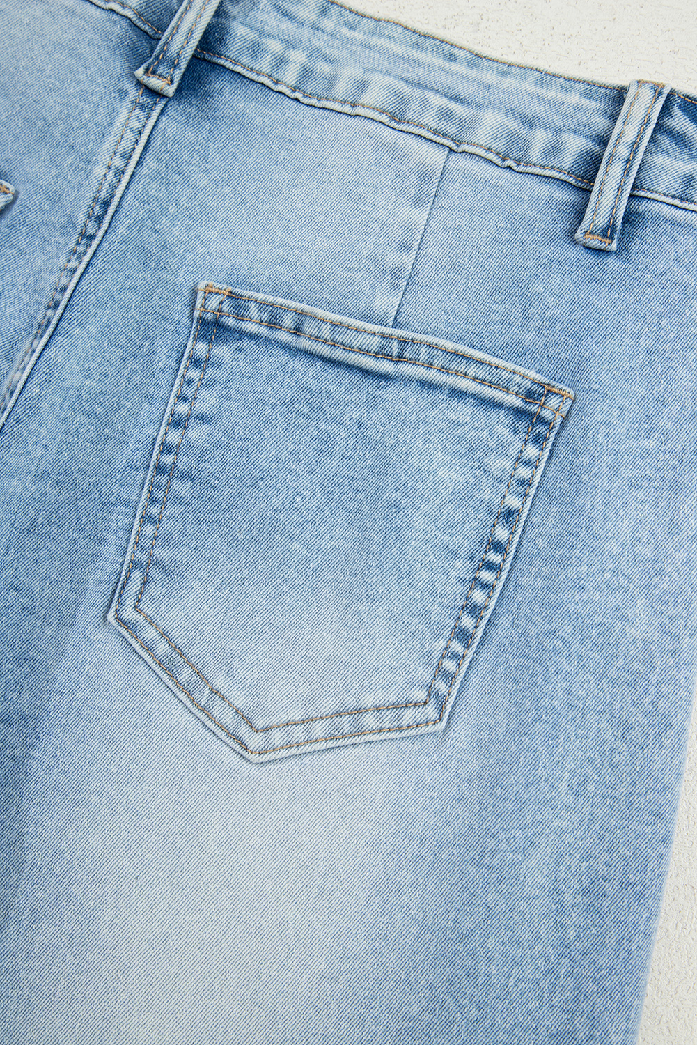 Beau Blue Flower Patched Light Wash Cropped High Waist Jeans - loveforevers