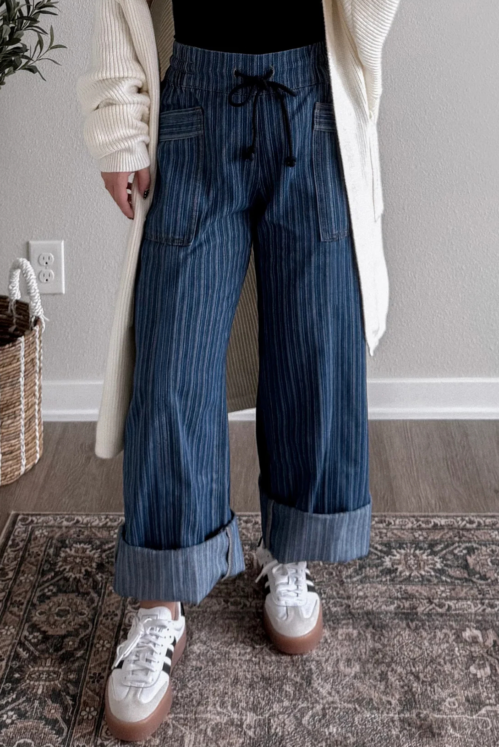 Blue Stripe Contrasted Drawstring Pocketed Loose Jeans - loveforevers