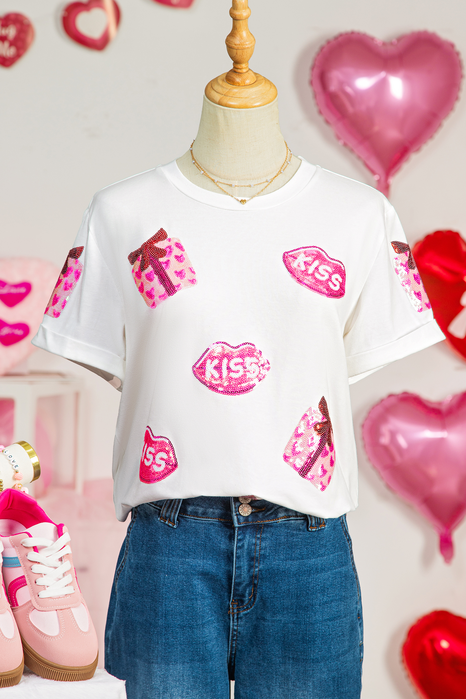 White Valentines Gift Kiss Lip Sequin Graphic T Shirt - loveforevers