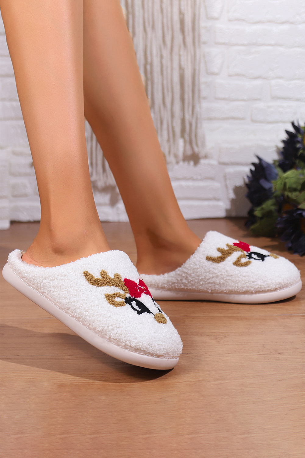 White Christmas Gingerbread Man Plush Home Slippers - loveforevers
