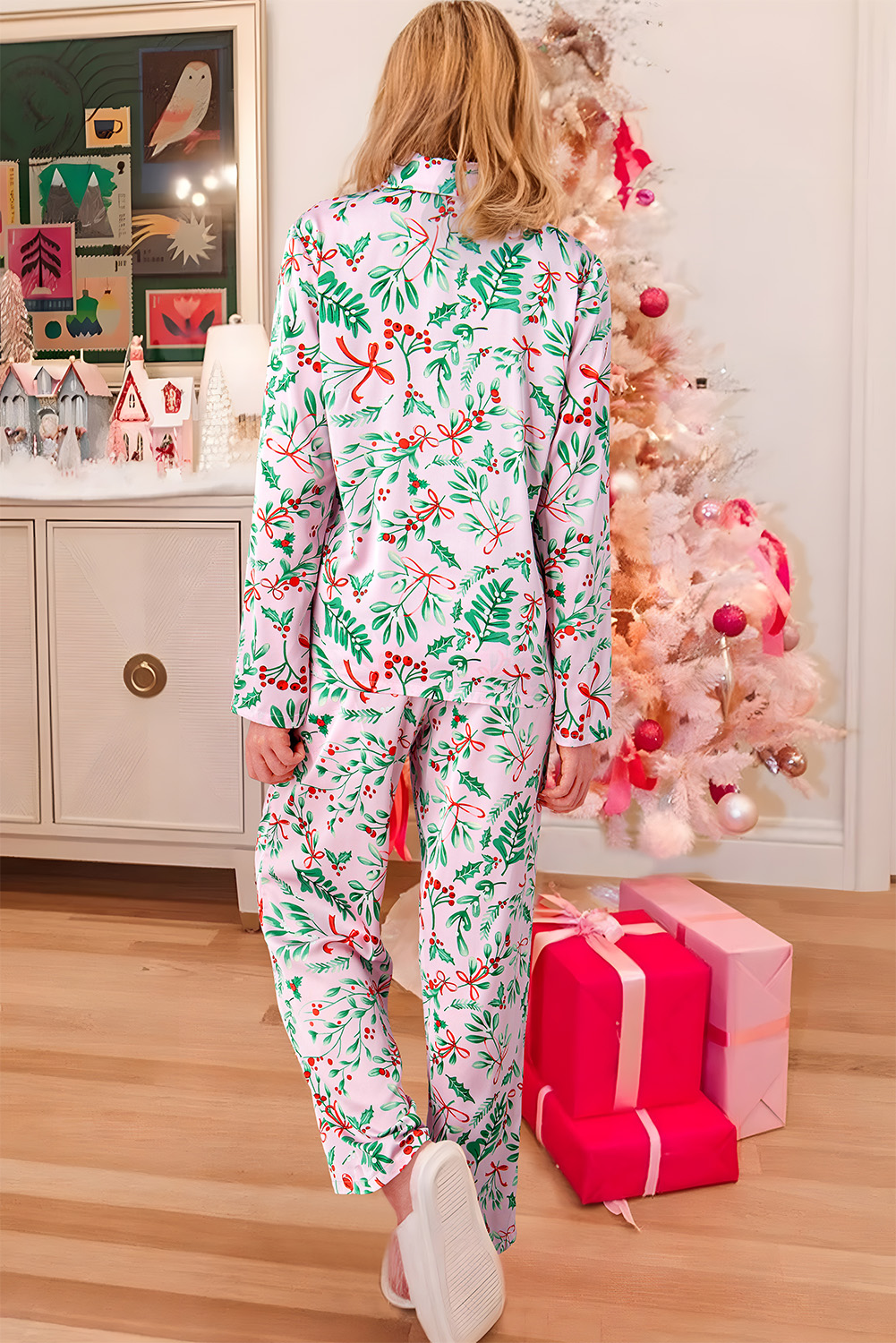 Pink Christmas Berries Plant Print Satin Long Sleeve Pajama Set - loveforevers