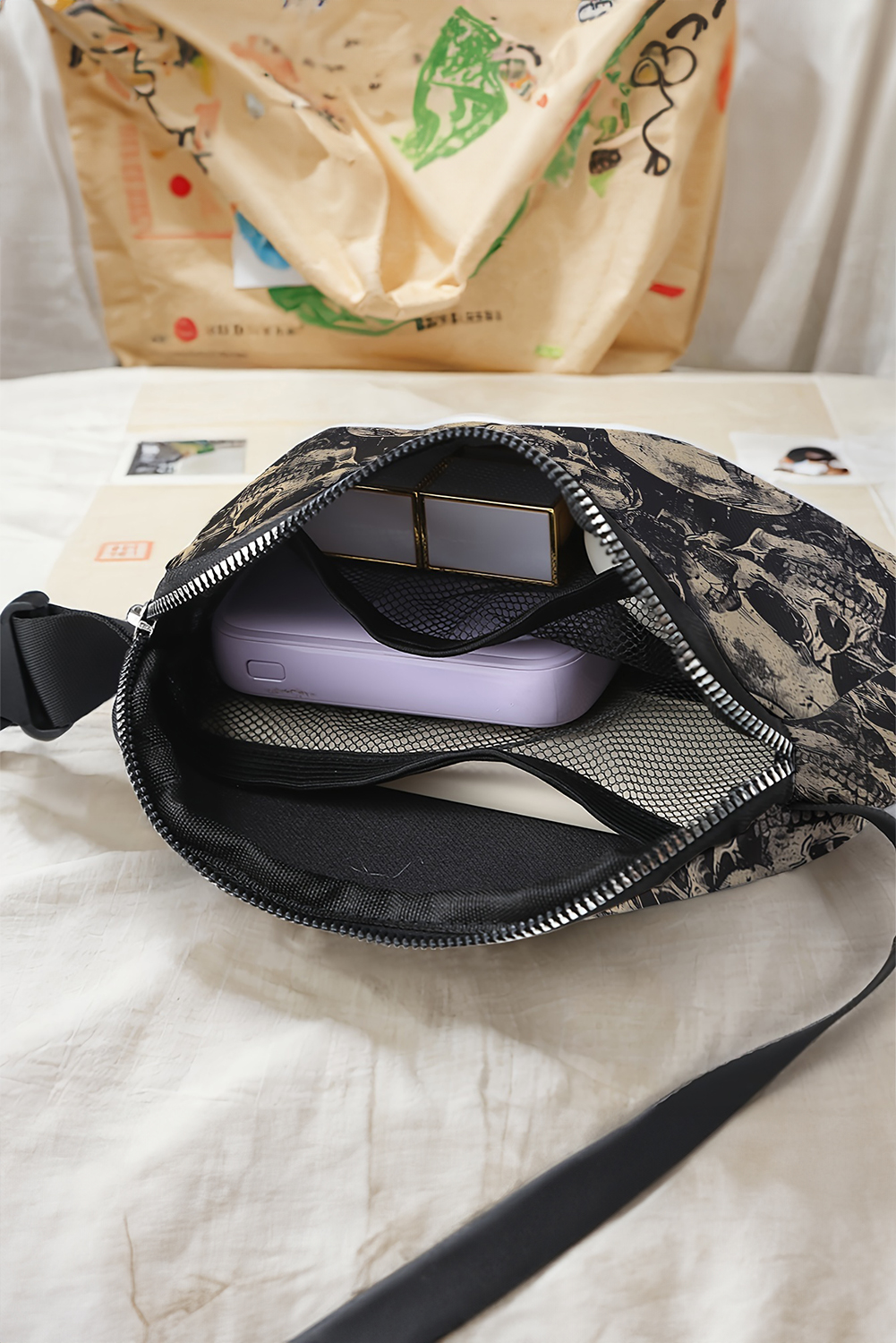 Black Grunge Skulls Mini Chest Bag Crossbody Bag - loveforevers