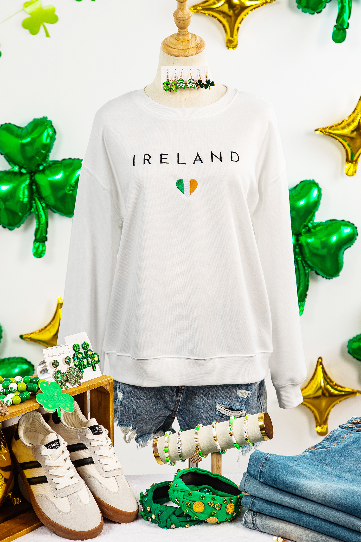 White IRELAND Color Block Embroidered Heart Graphic Pullover Sweatshirt - loveforevers