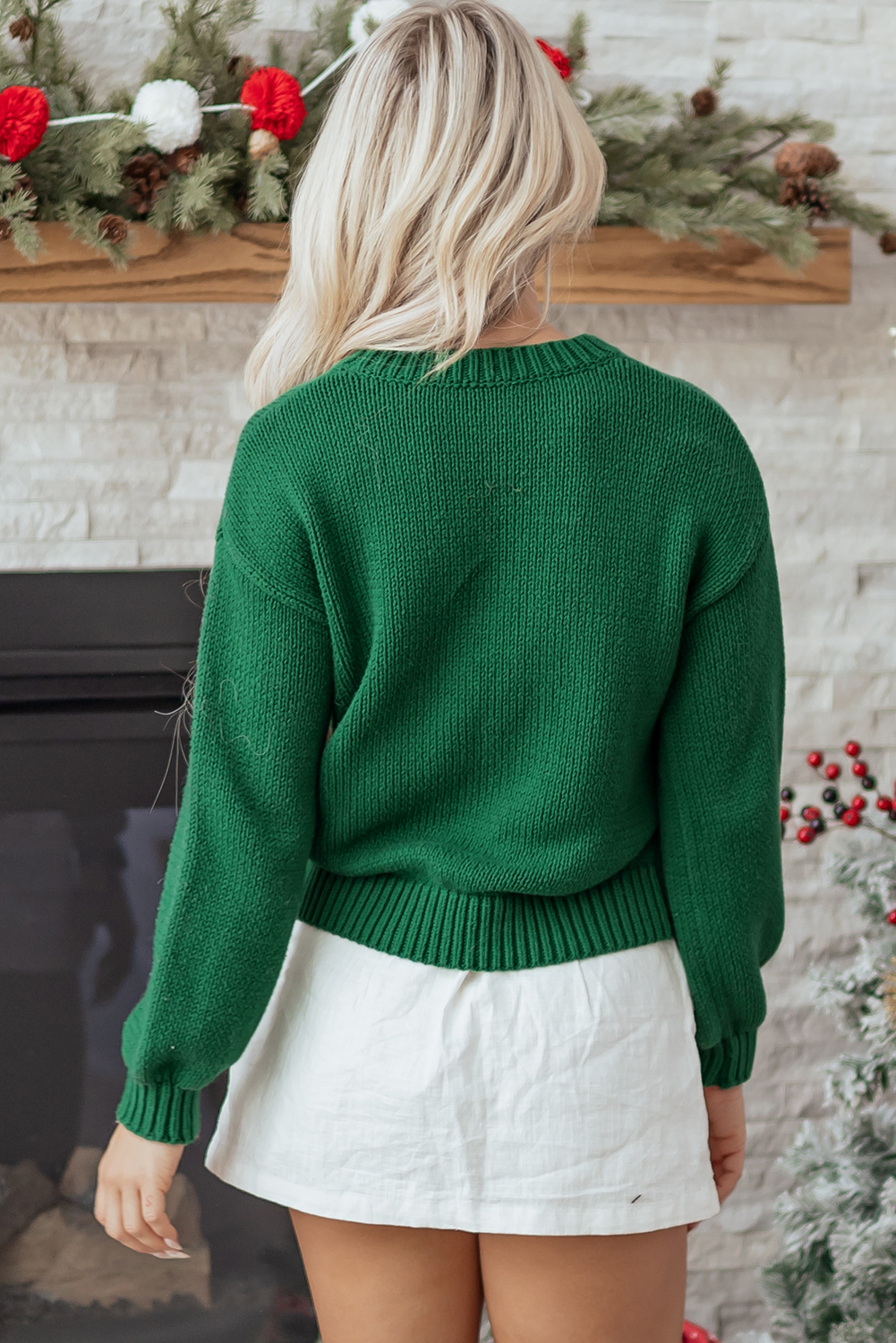 Evergreen Plaid Bow Graphic Christmas Sweater - loveforevers