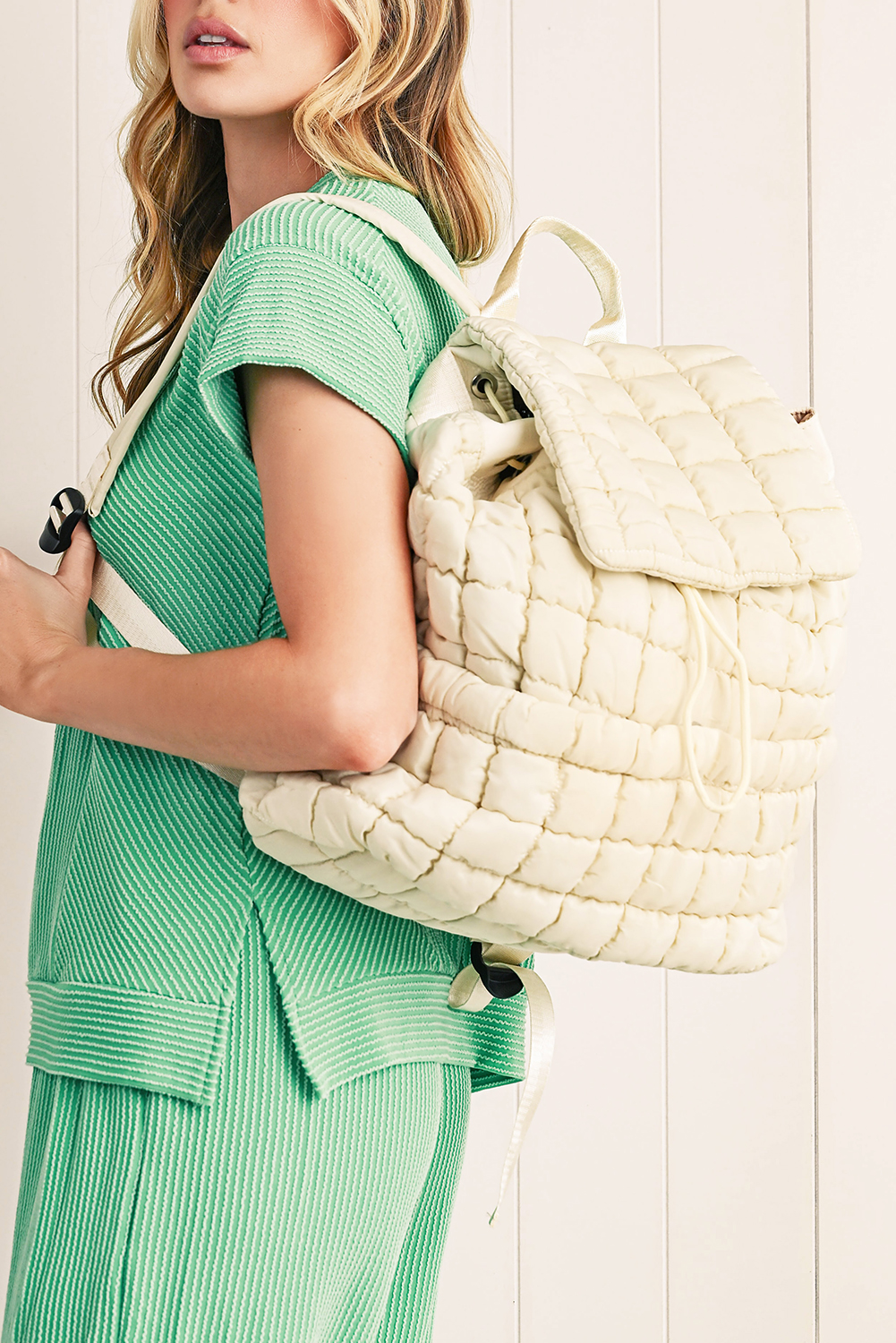 Black Solid Flapped Quilted Puffer Backpack - loveforevers