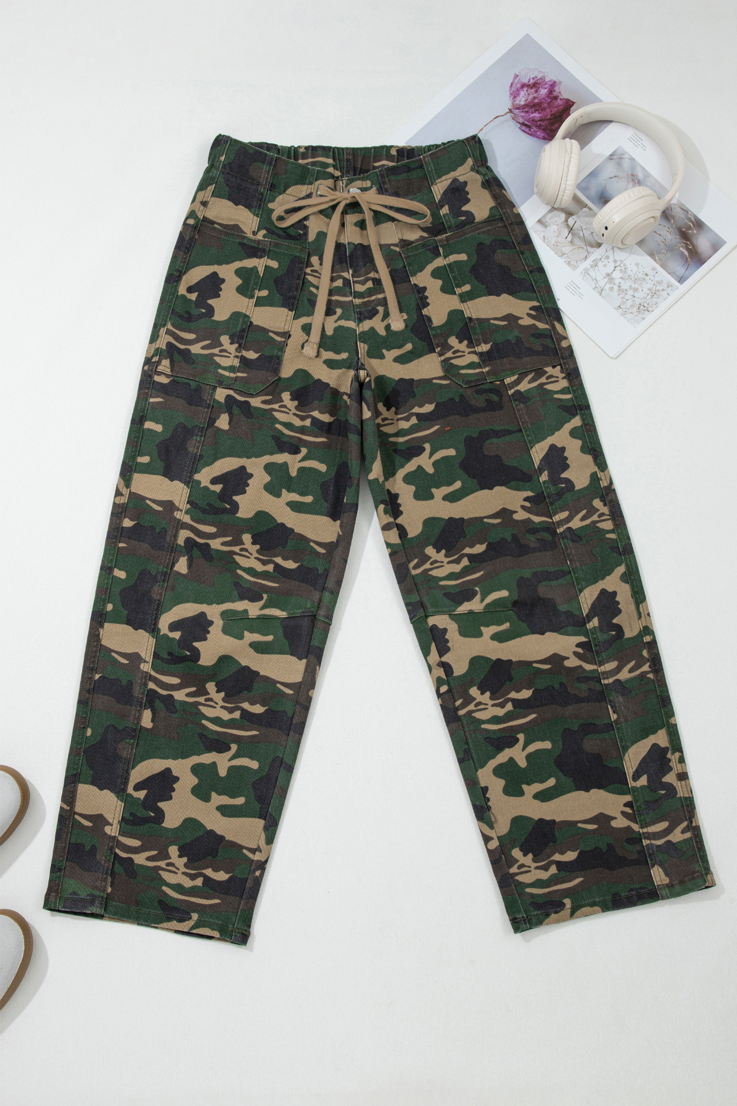 Green Camouflage Print Drawstring Patch Pocket Barrel Jeans - loveforevers