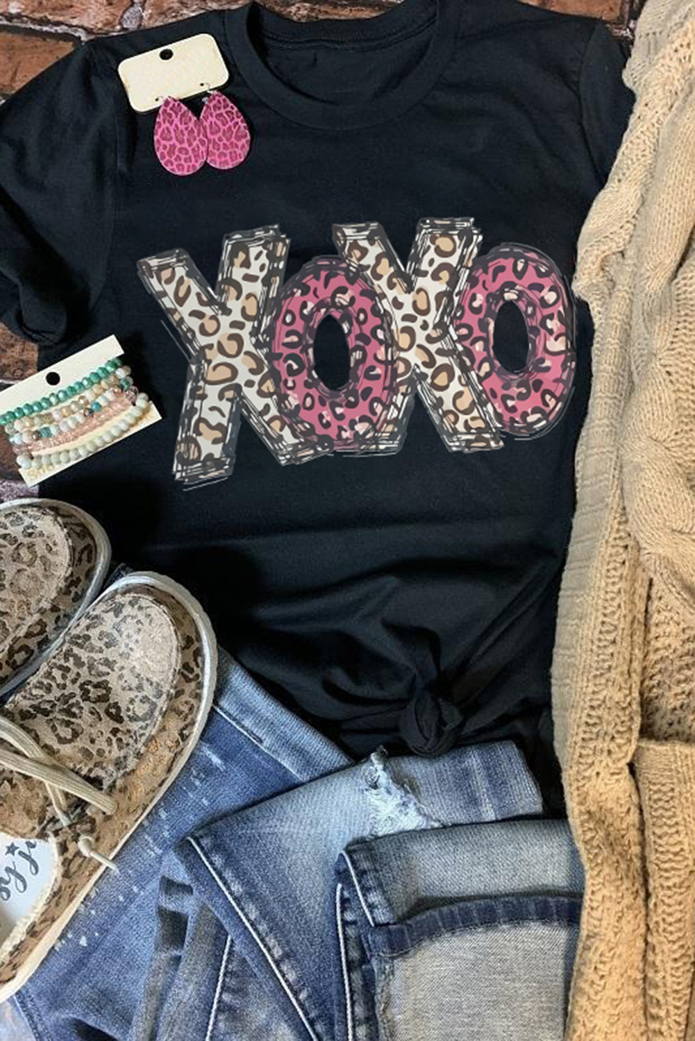 Black Leopard XOXO Print T Shirt - loveforevers