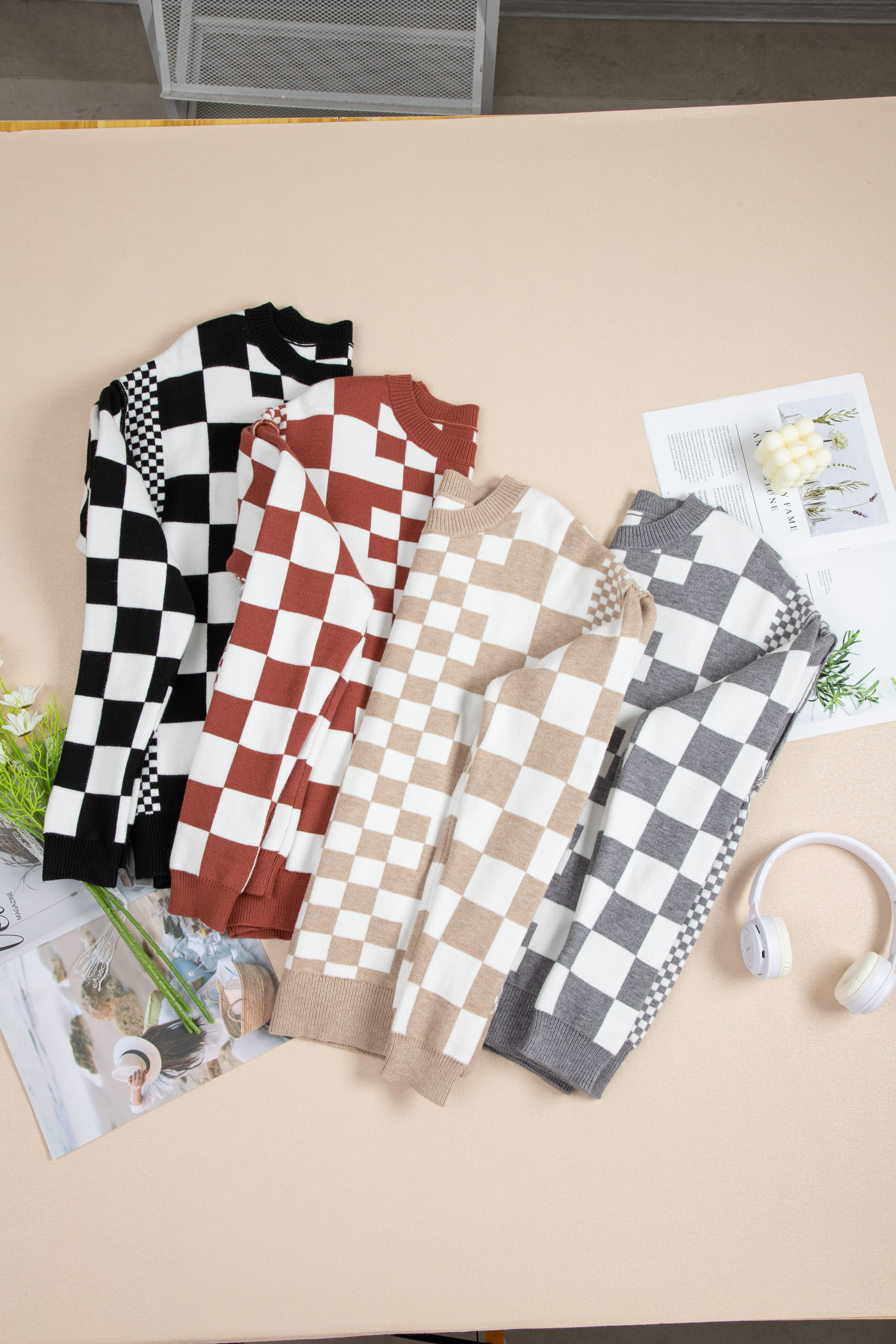 Khaki Checkered Print Drop Shoulder Round Neck Sweater - loveforevers