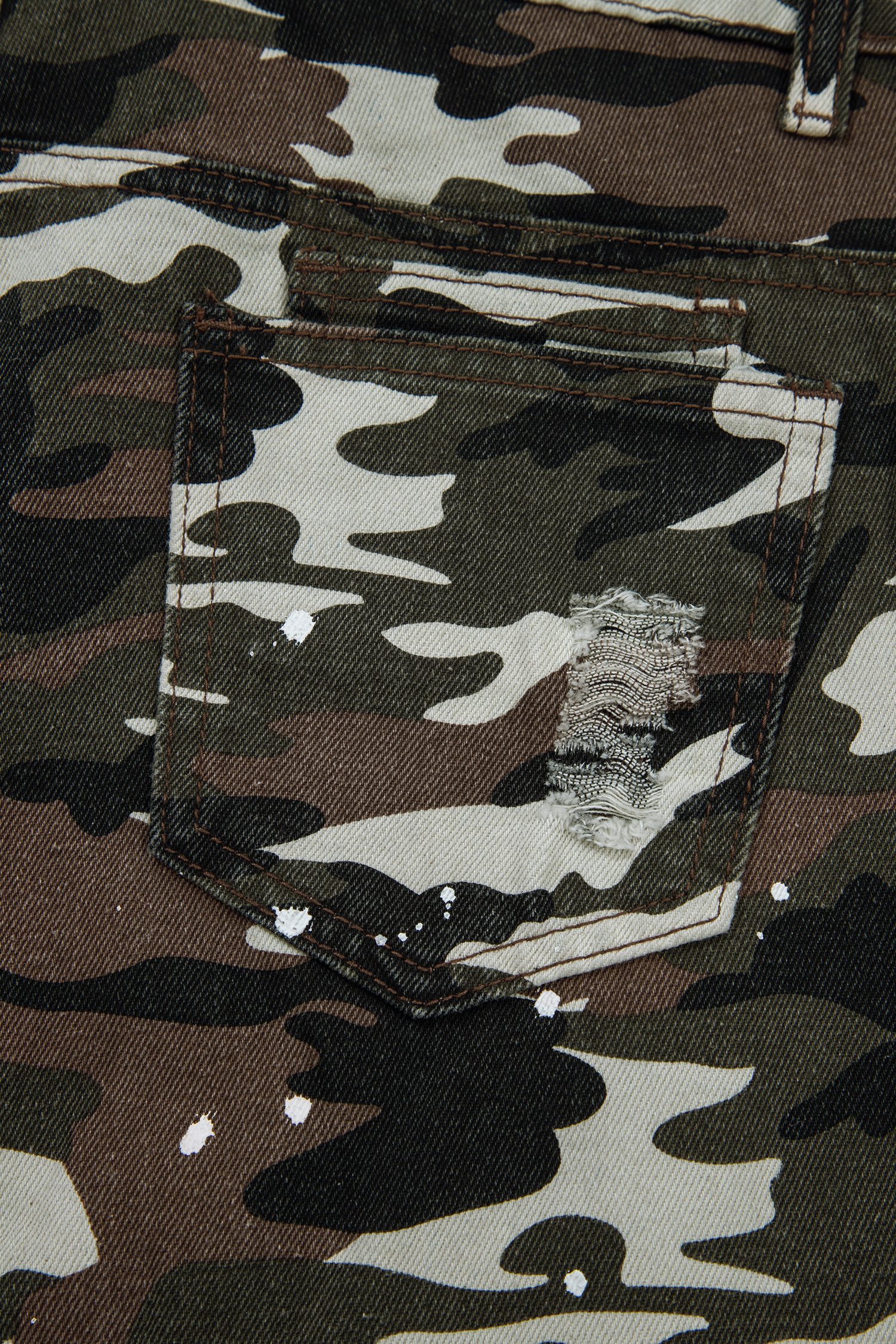 Green Camouflage Print Splashed Distressed Loose Denim Pants - loveforevers