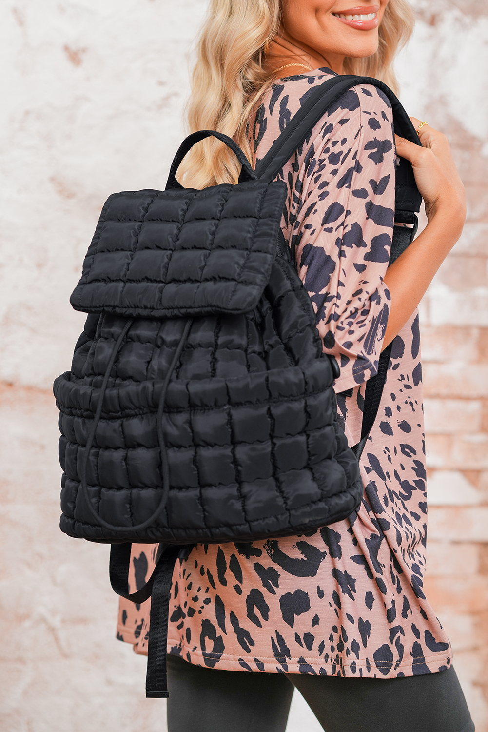 Black Solid Flapped Quilted Puffer Backpack - loveforevers