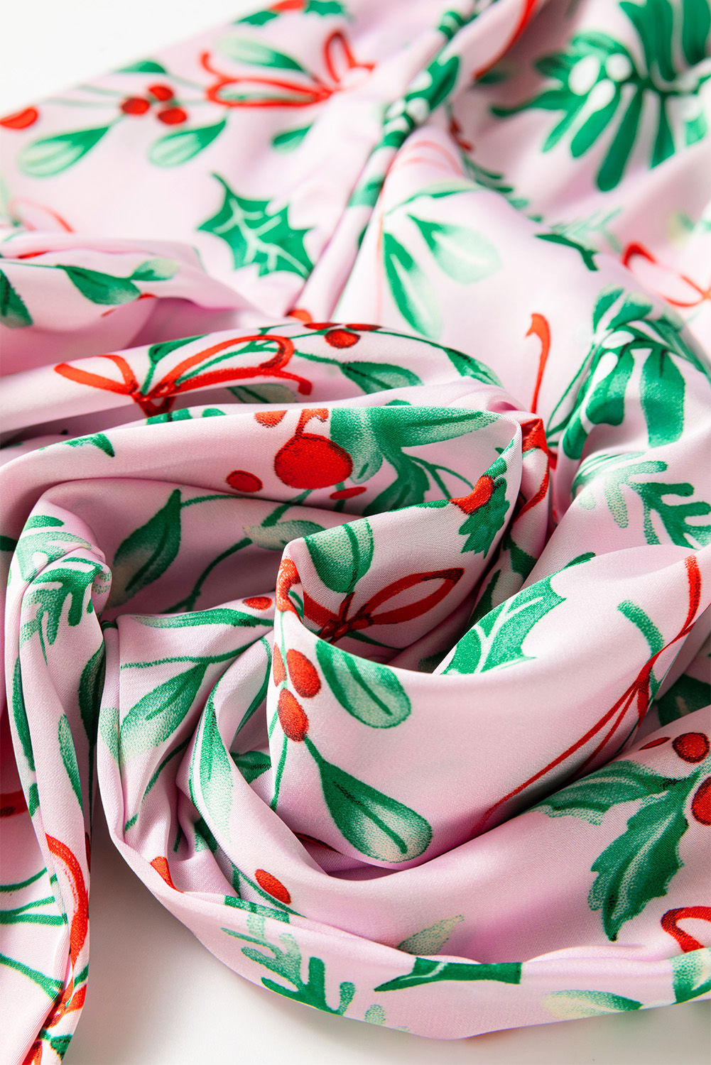 Pink Christmas Berries Plant Print Satin Long Sleeve Pajama Set - loveforevers