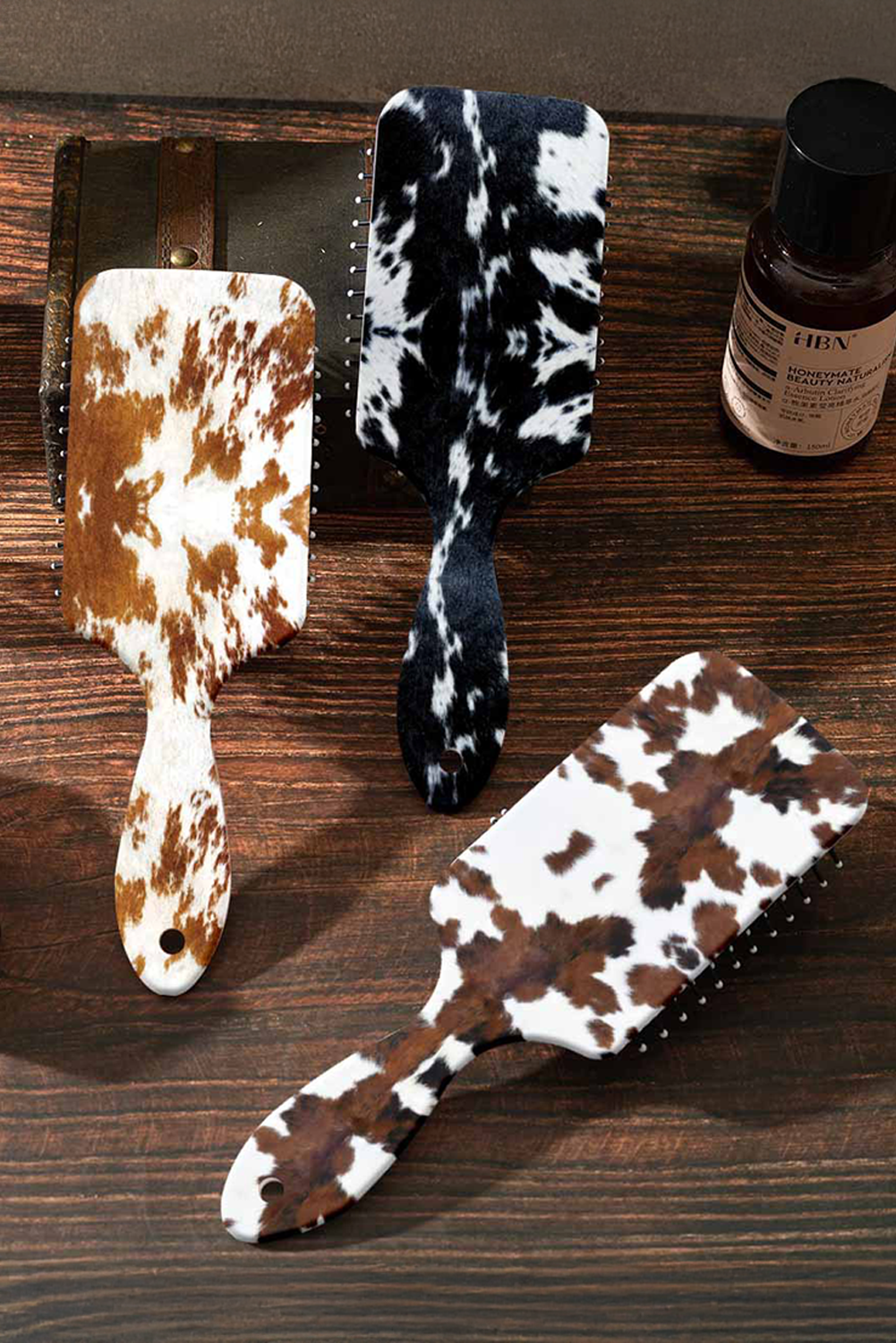 Chestnut Cow Print Long Handle Air Cushion Comb - loveforevers