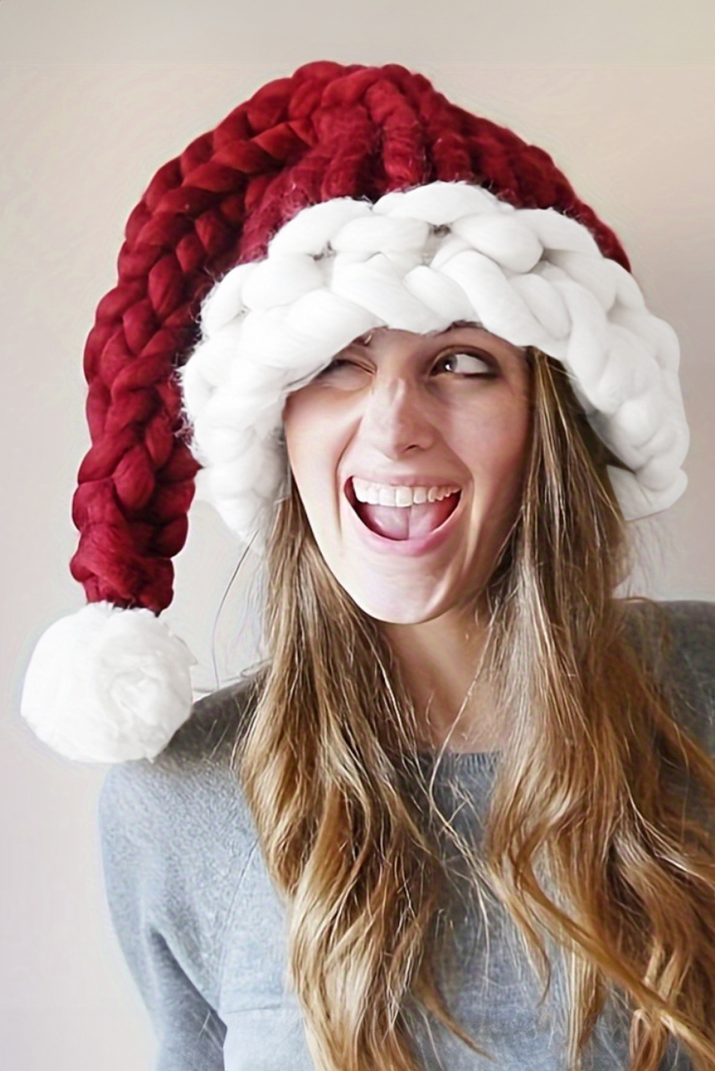 Dearlove Red Dahlia Color Block Pom Pom Decor Chunky Knitted Christmas Hat - loveforevers