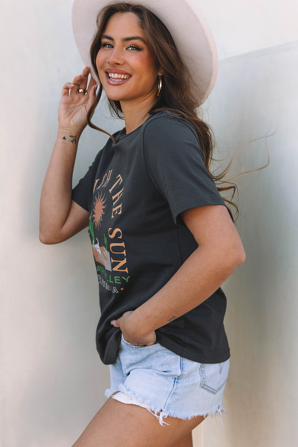 Dark Grey RISE WITH THE SUN Western Fashion Graphic Tee - loveforevers
