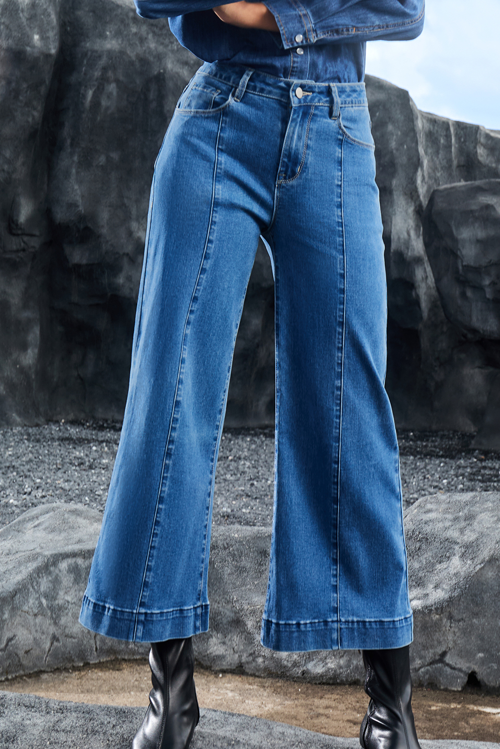Black Plain Seam Detail Flared Bottom Ankle Length Jeans - loveforevers