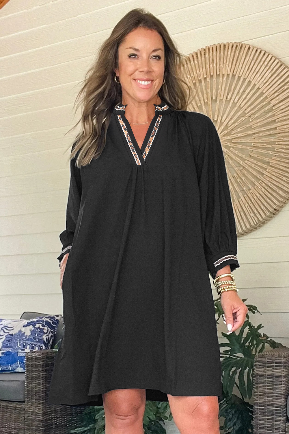 Black Contrast Trim V Neck Bracelet Sleeve Shift Mini Dress - loveforevers