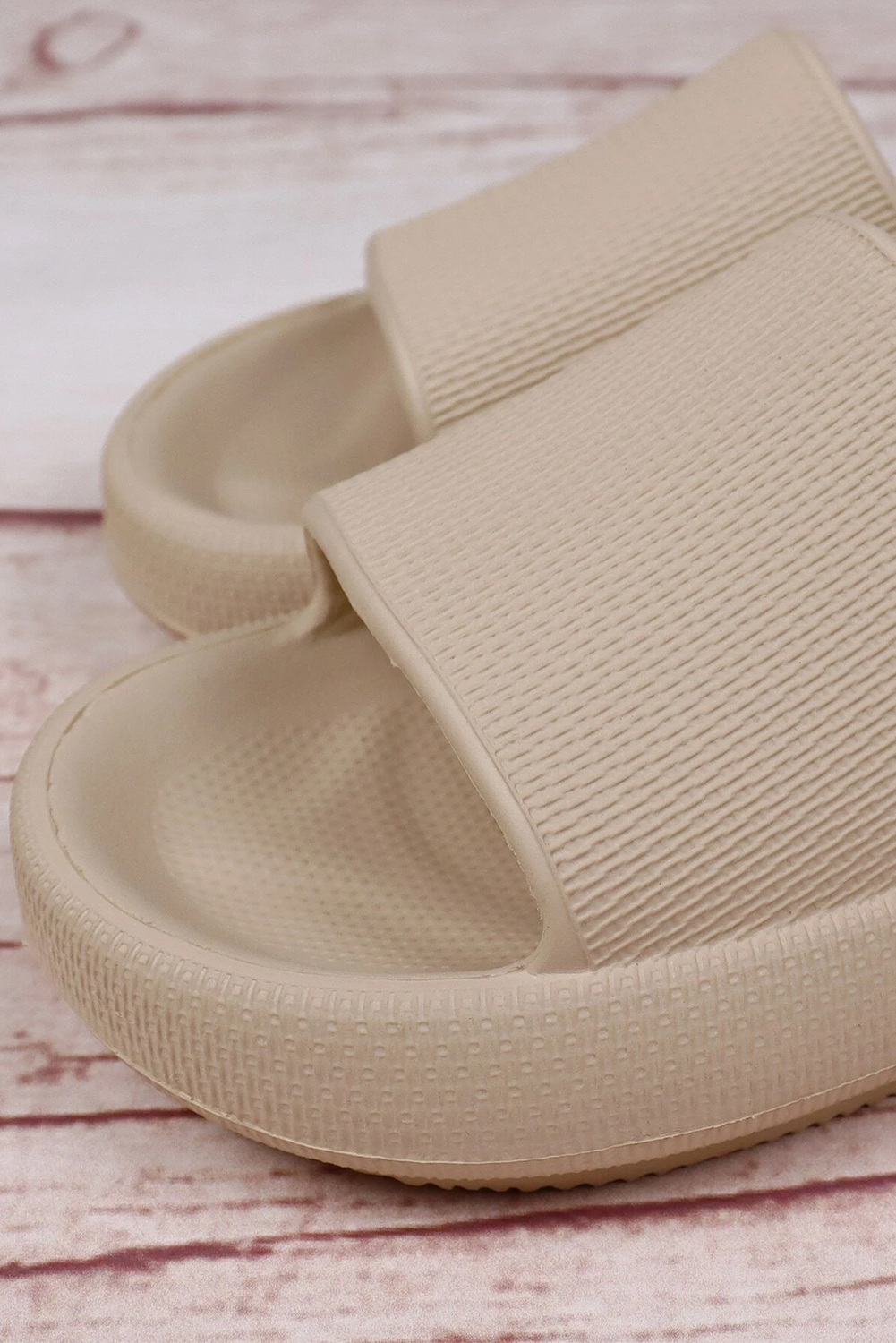 Beige Solid Non-slip Wide Band Thick Sole Slippers - loveforevers