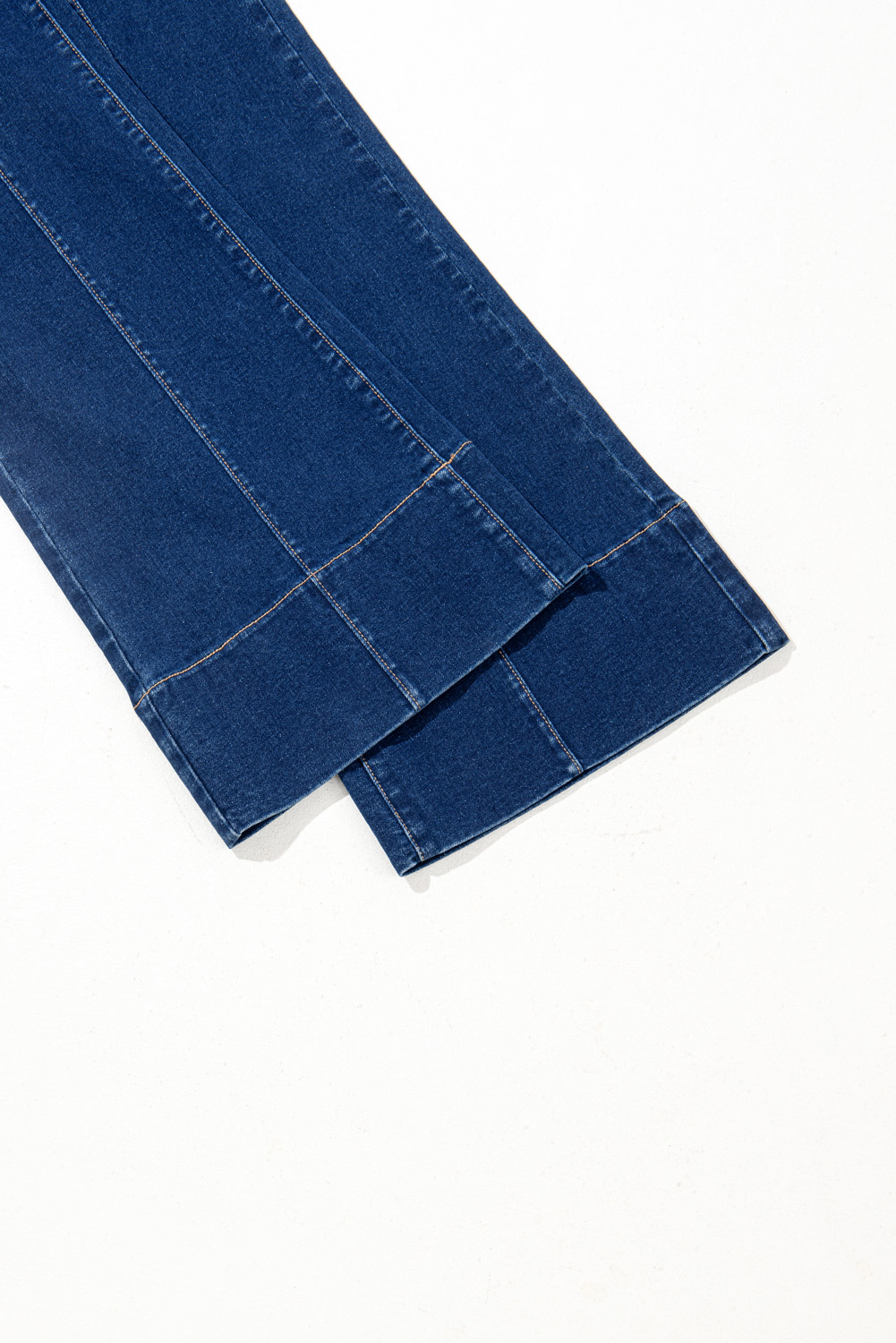 Sail Blue Center Seam Deep Wash Straight Jeans - loveforevers