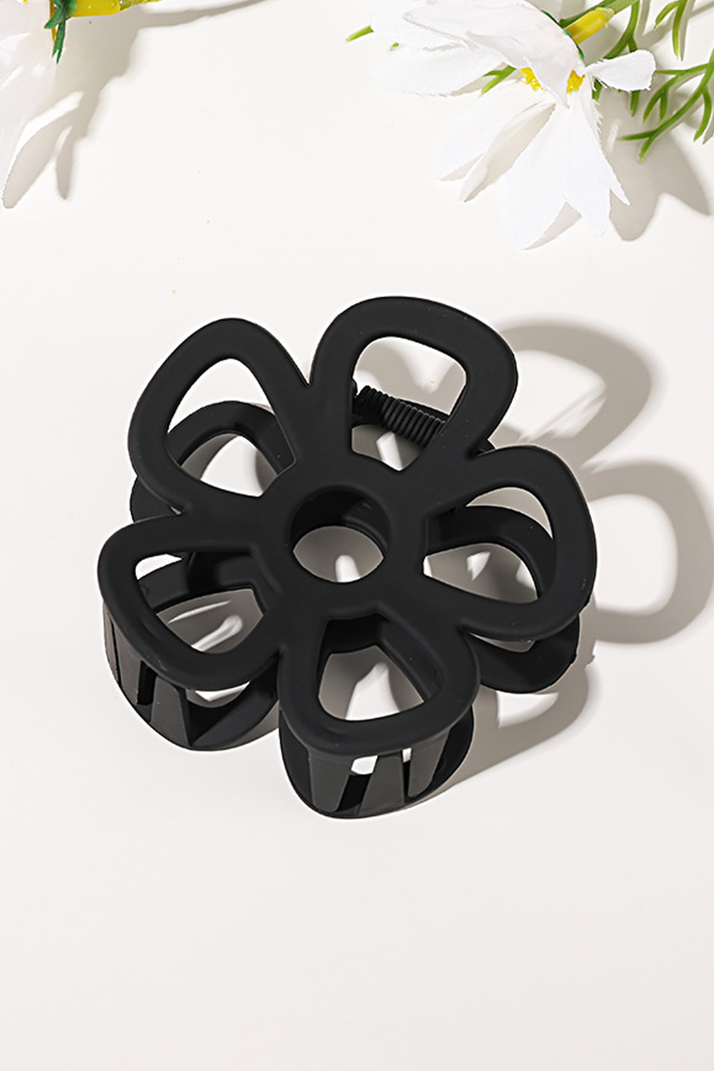 Black 2pcs Hollow-out Flower Shape Hair Clip - loveforevers