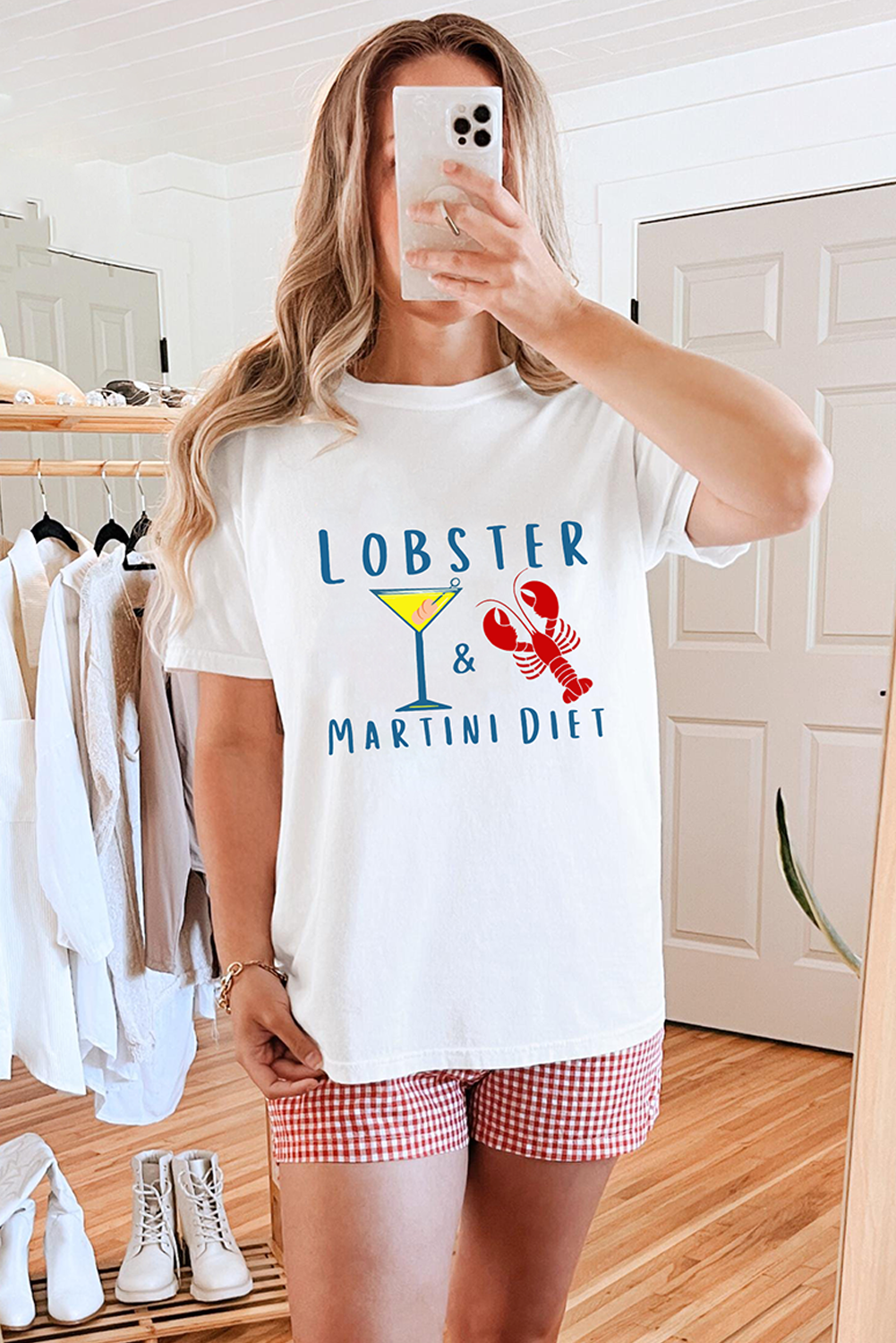 White LOBSTER MARTINI DIET Cocktail & Crawfish Print T Shirt - loveforevers