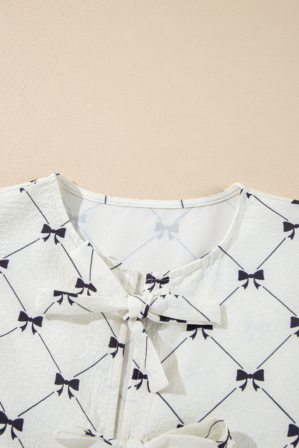 White Bowknot Print Front Knots Bubble Sleeve Blouse - loveforevers