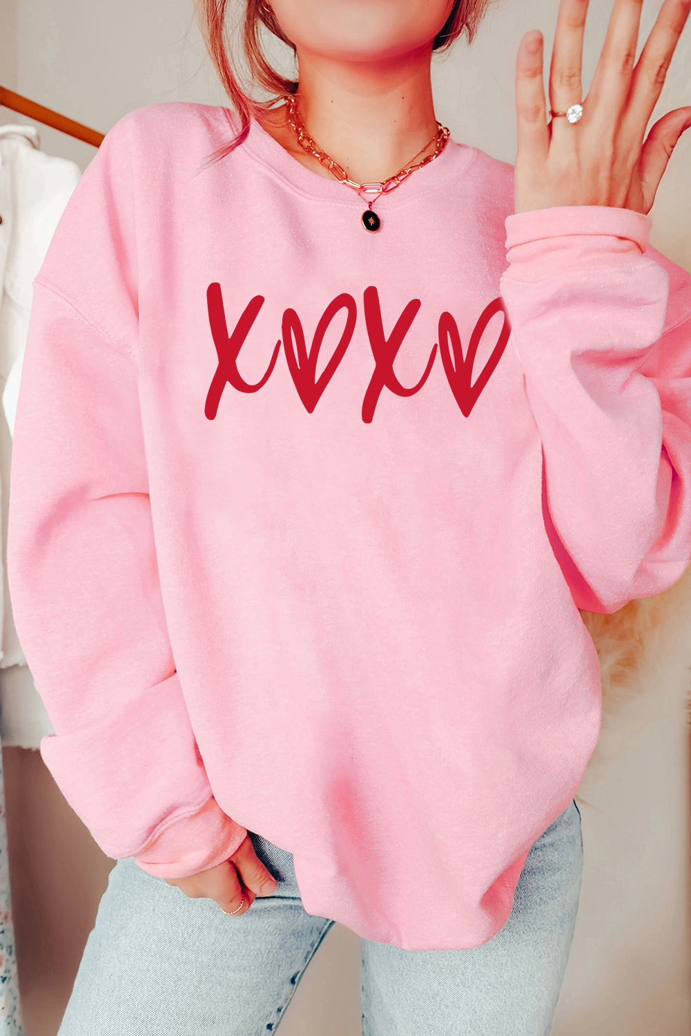 Pink Heart XOXO Graphic Crewneck Drop Shoulder Valentines Sweatshirt - loveforevers