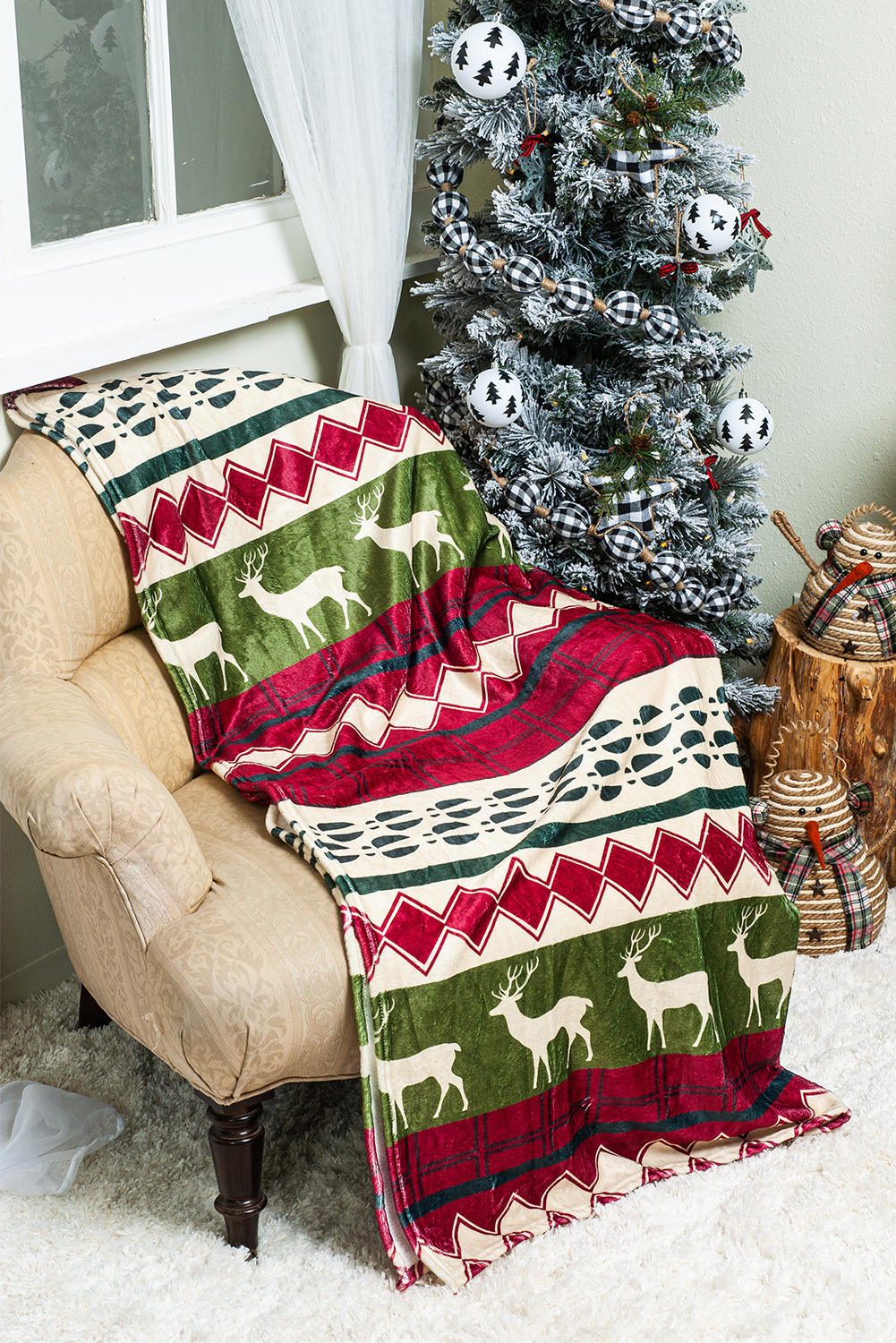 White Christmas Reindeer Snowflake Printed Sherpa Blanket - loveforevers
