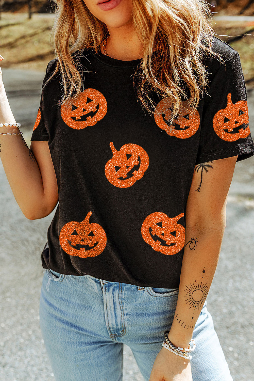 Black Glittering Pumpkin Face Graphic Crewneck Halloween T Shirt - loveforevers
