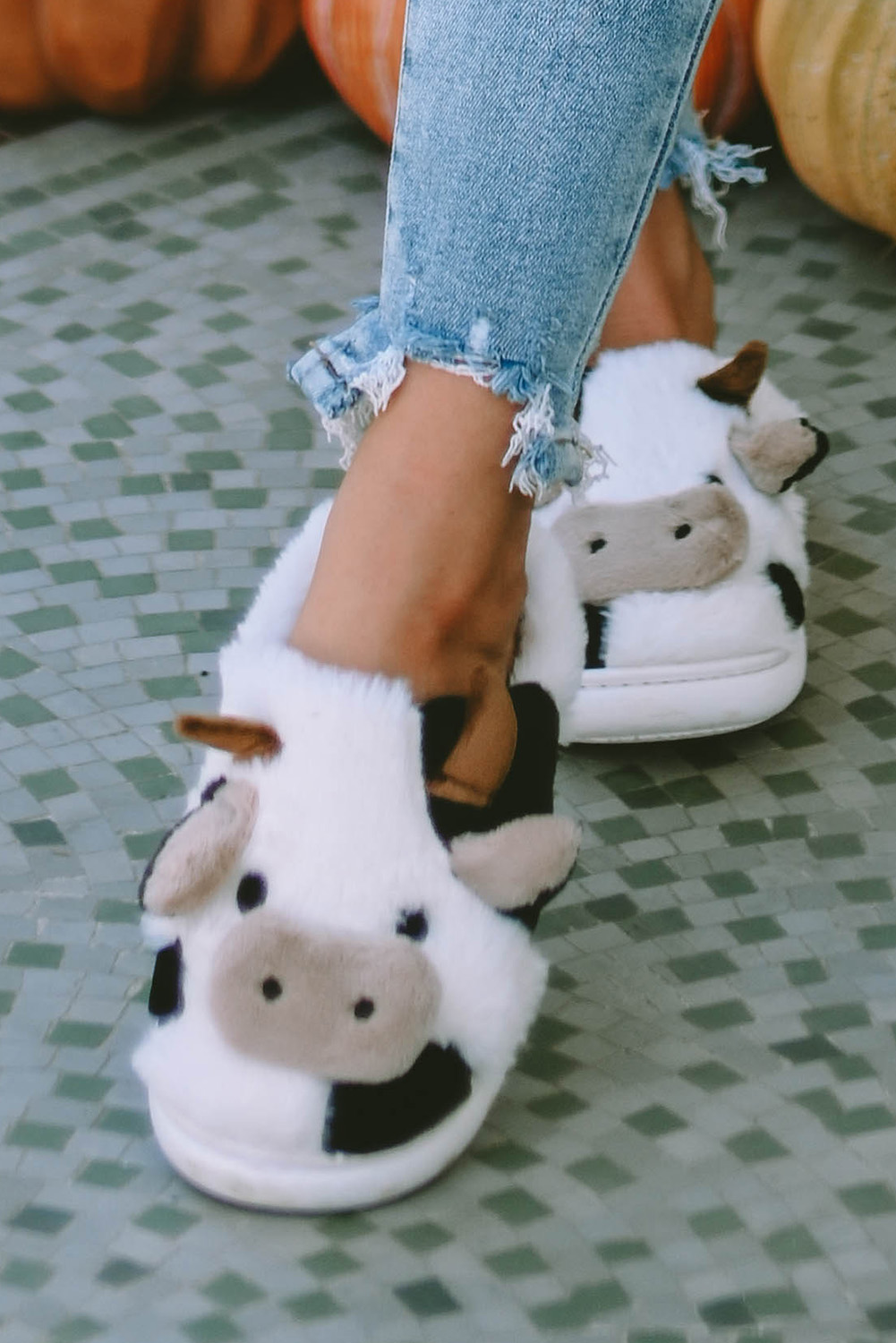 White Cartoon Animal Cow Plush Slippers - loveforevers