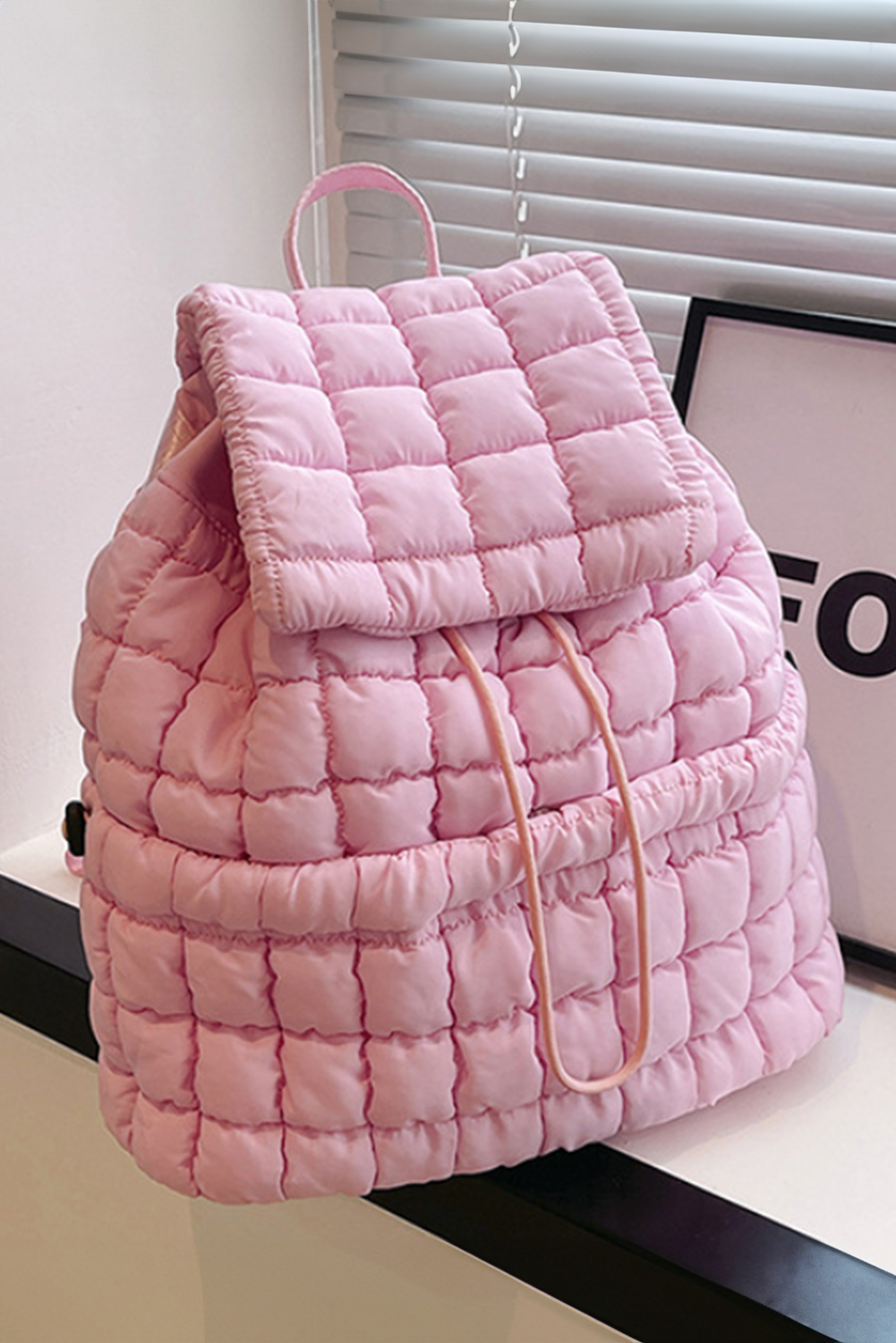 Black Solid Flapped Quilted Puffer Backpack - loveforevers