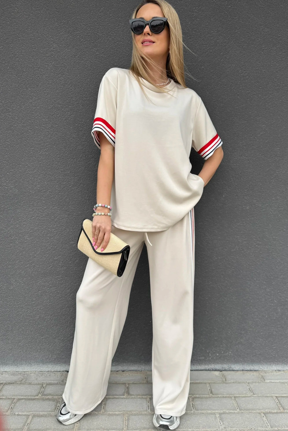 Jet Stream Contrast Striped Trim Crewneck T Shirt Loose Straight Pants Set - loveforevers