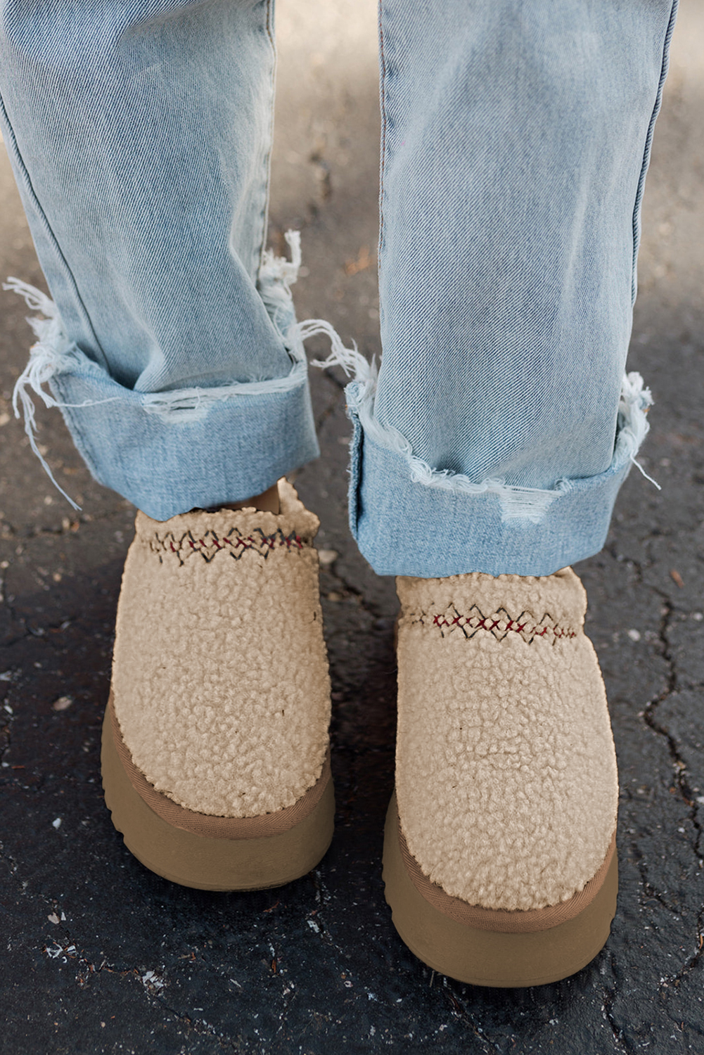 Oatmeal Embroidered Sherpa Plush Thick Sole Snow Boots - loveforevers