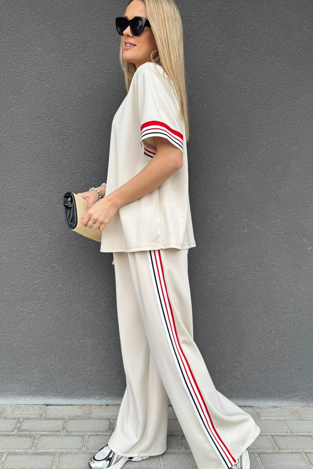 Jet Stream Contrast Striped Trim Crewneck T Shirt Loose Straight Pants Set - loveforevers