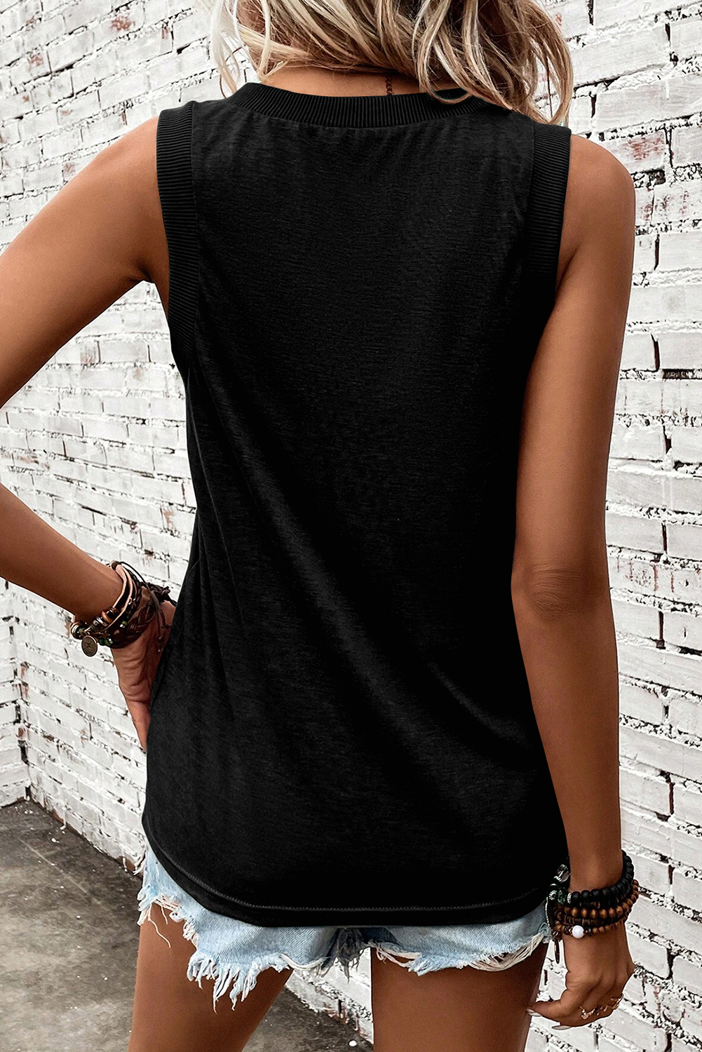 Black Flag Inspired Sequin Bow Patched V Neck Tank Top - loveforevers