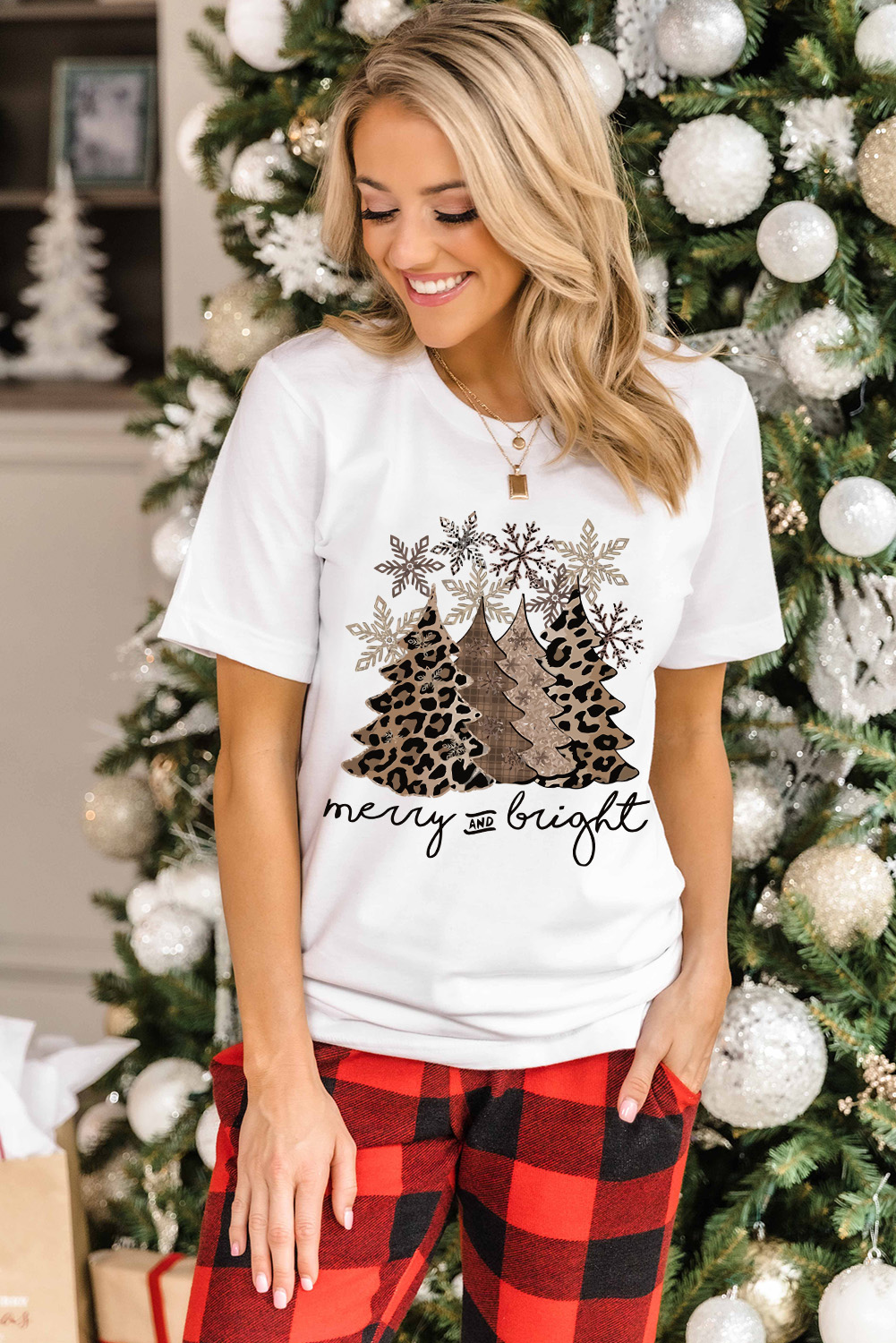 Black Leopard Christmas Tree Graphic Crew Neck T Shirt - loveforevers