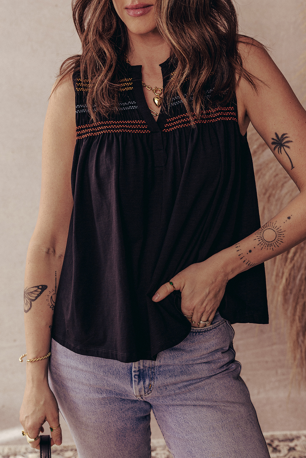 Black Colorful Shirred Yoke Notched V Neck Tank Top - loveforevers