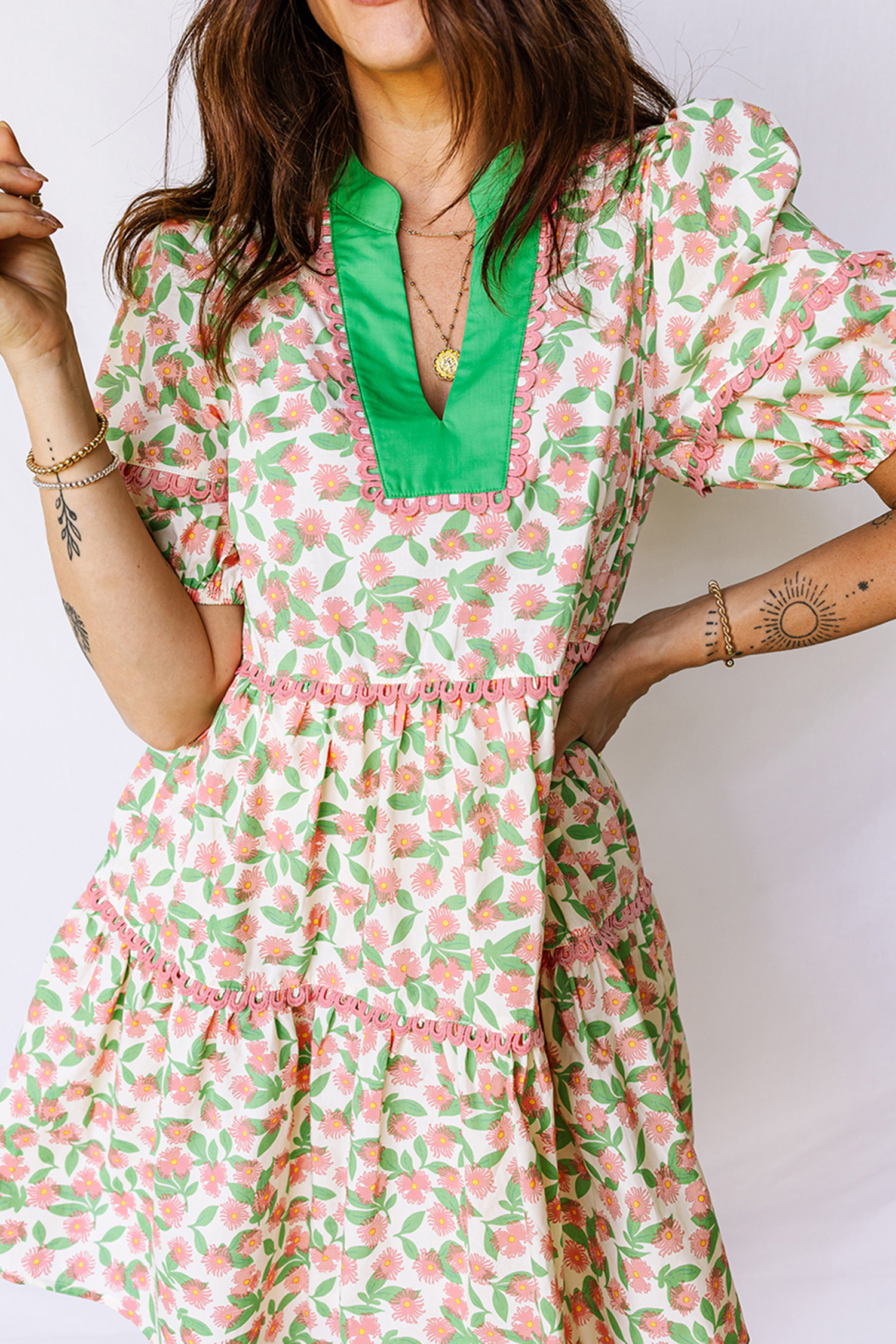 Green Contrast Neckline Ricrac Trim Floral Short Puff Sleeve Dress - loveforevers