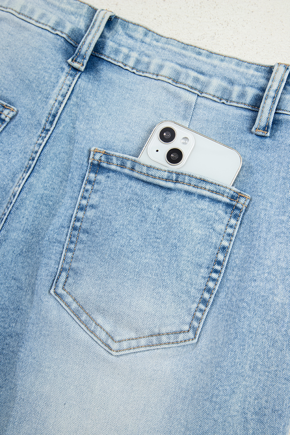 Beau Blue Flower Patched Light Wash Cropped High Waist Jeans - loveforevers