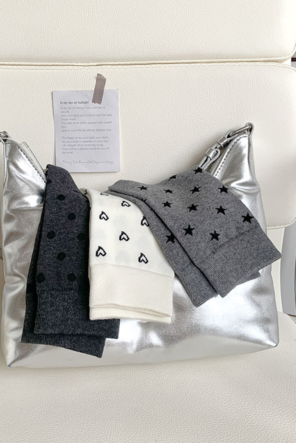 Black Bow Knots Ribbed Edge Crew Socks - loveforevers