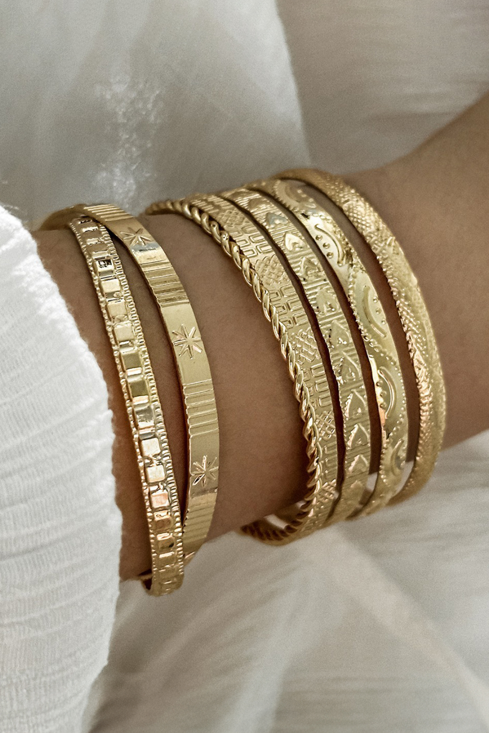 Gold 7pcs/set Textured Plated Open Alloy Bangle Set - loveforevers