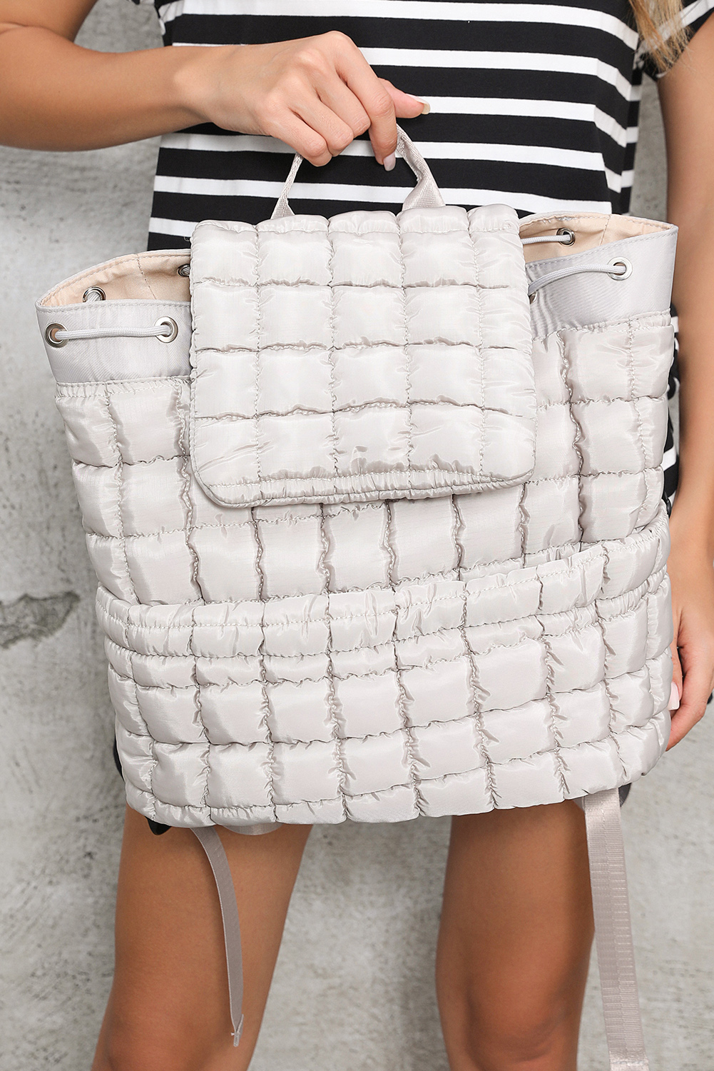 Black Solid Flapped Quilted Puffer Backpack - loveforevers