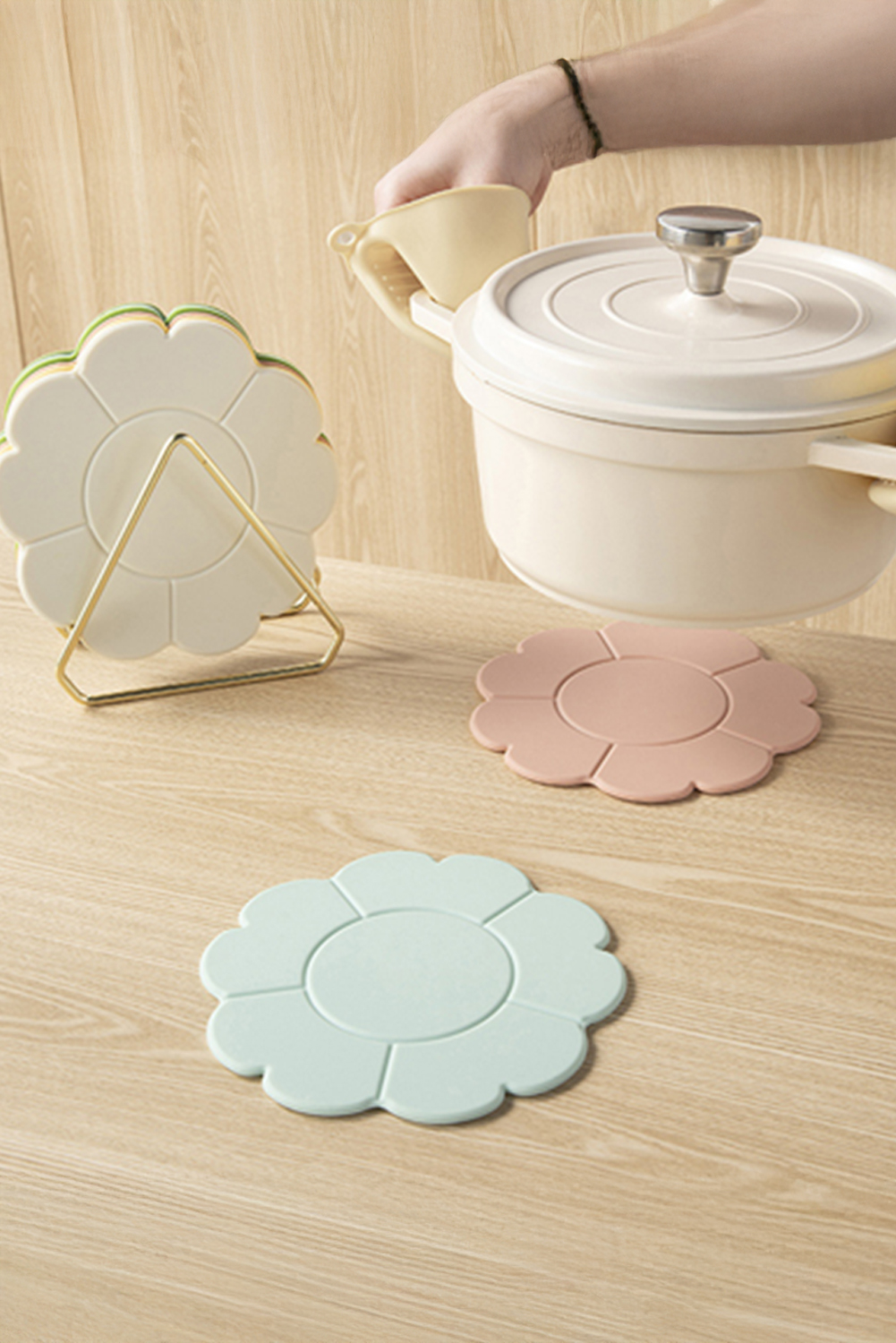 Apricot Pink Flower Shape Silica Gel Heat Insulate Placemat - loveforevers