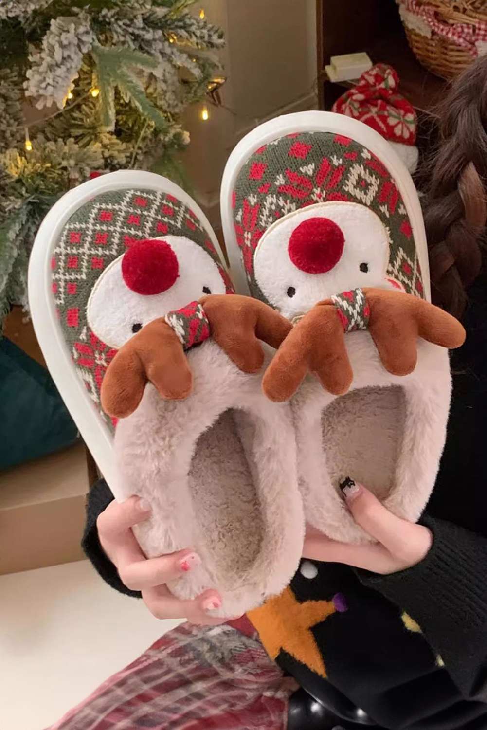 Dark Green Christmas Cartoon Reindeer Plush Home Slippers - loveforevers
