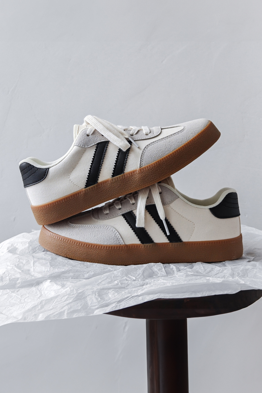 White Striped Lace-up Flat Sneakers - loveforevers