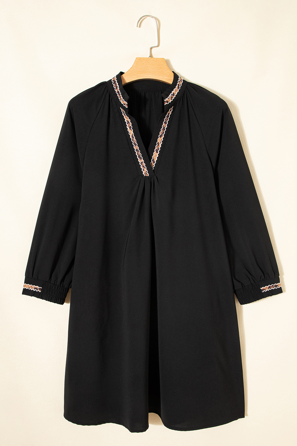 Black Contrast Trim V Neck Bracelet Sleeve Shift Mini Dress - loveforevers