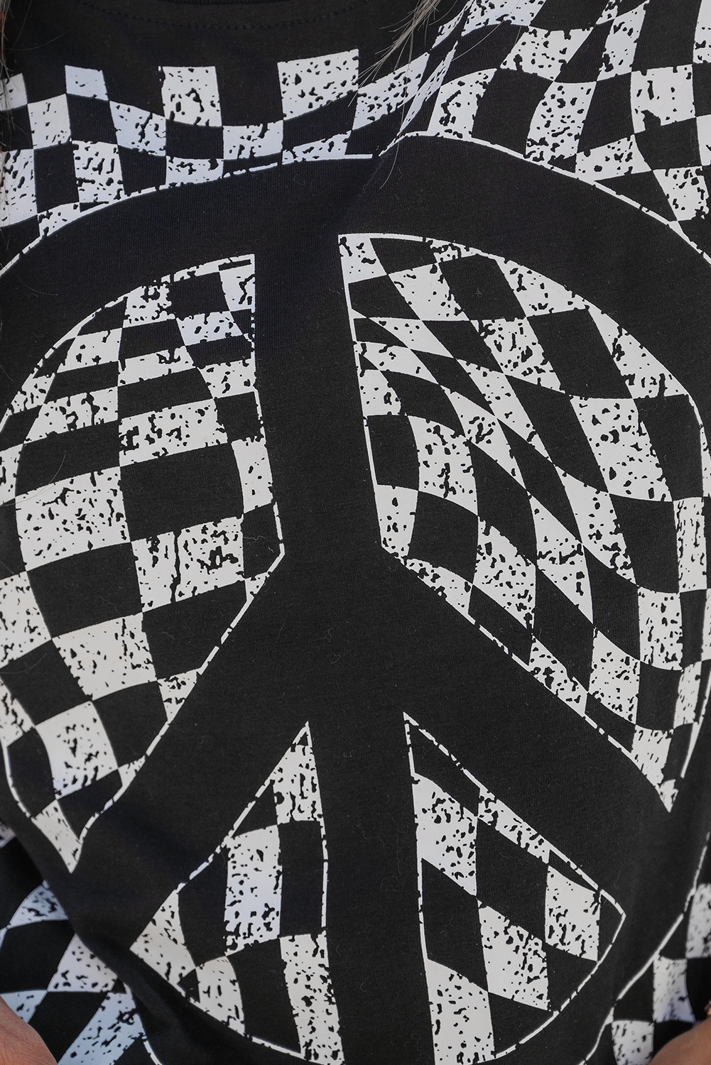 Black Checkerboard Peace Sign Printed Round Neck T Shirt - loveforevers