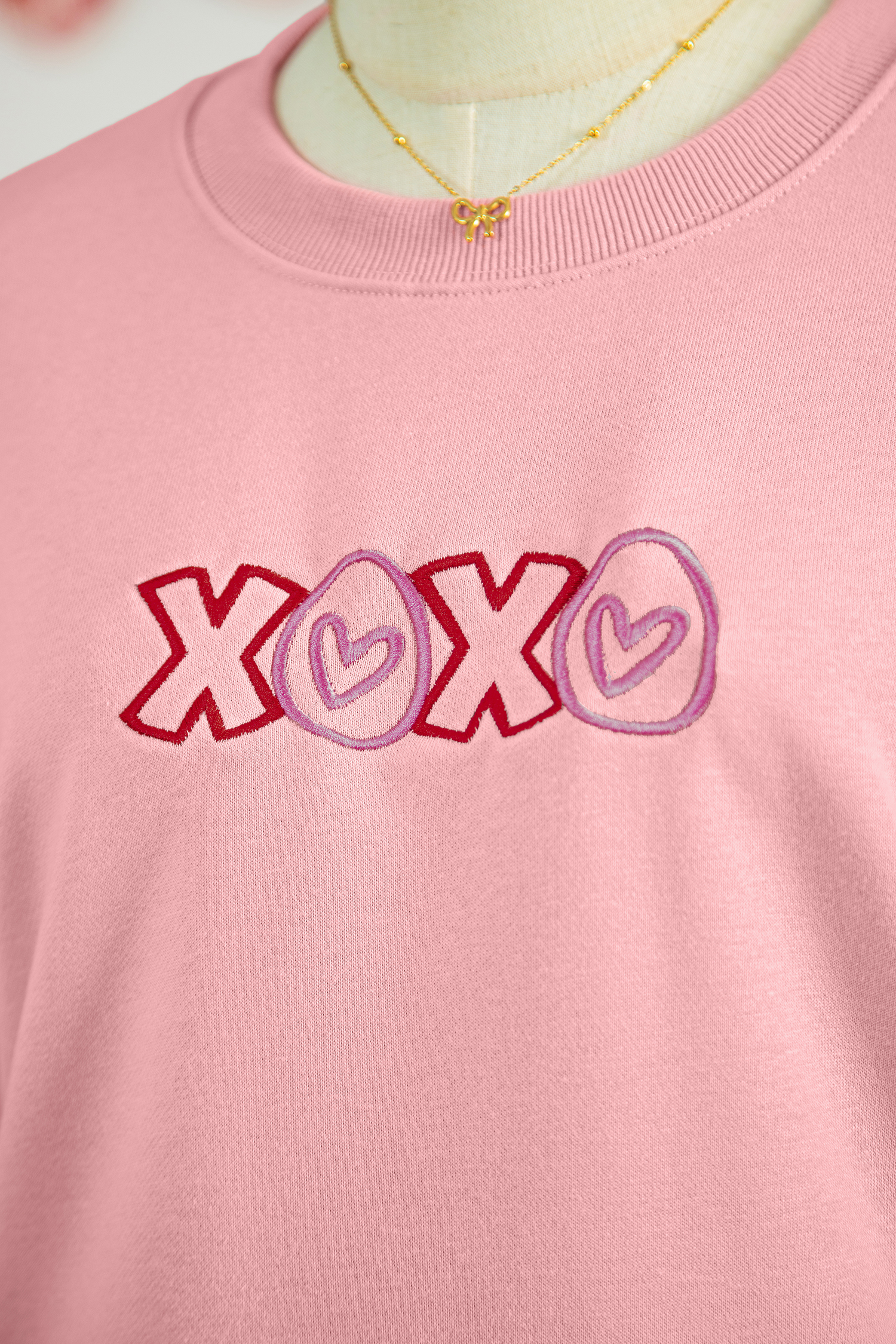 Pink XOXO Playful Embroidered Valentines Day Sweatshirt - loveforevers