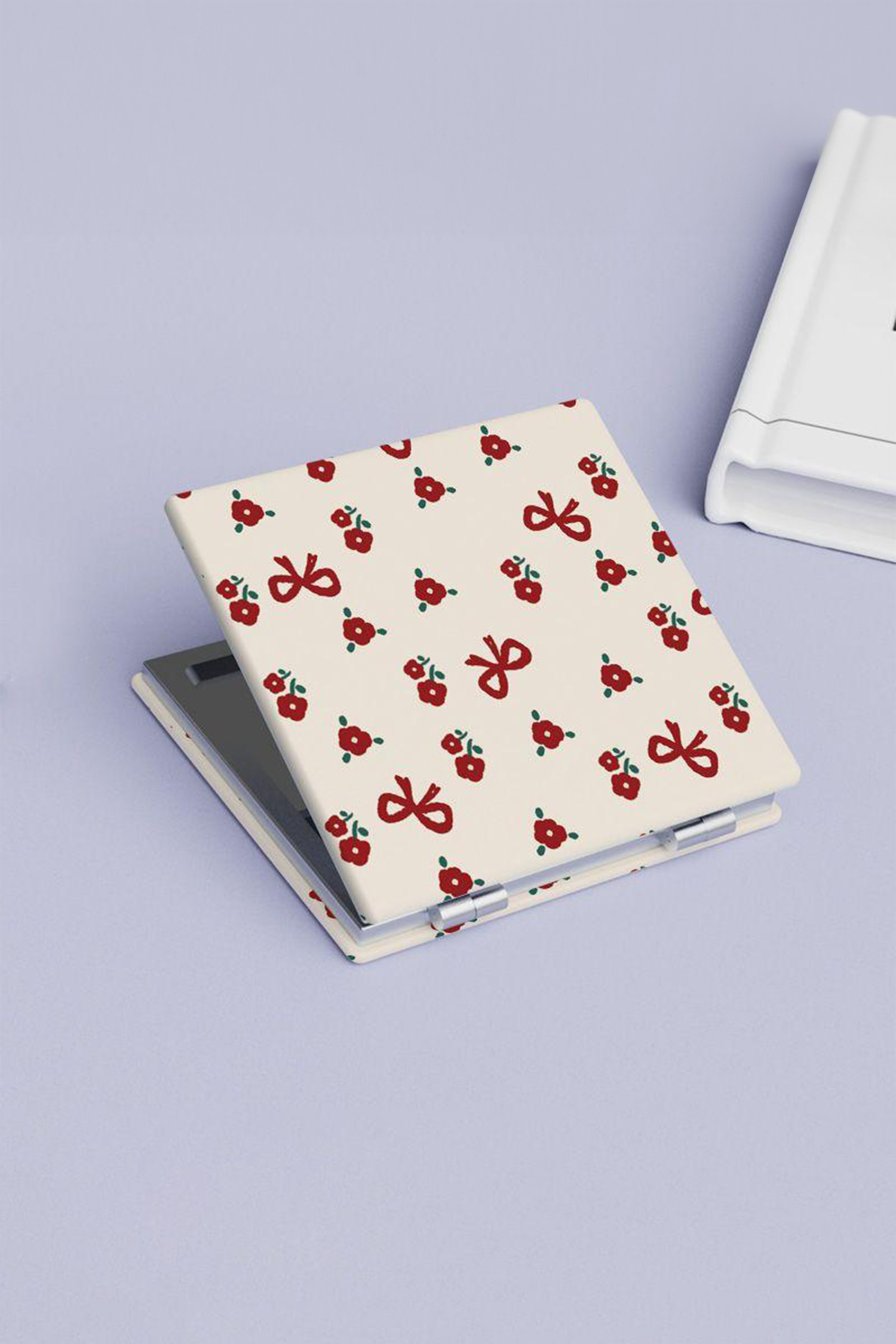 White Cute Flower Bow Printed Compact Travel Makeup Mirror - loveforevers