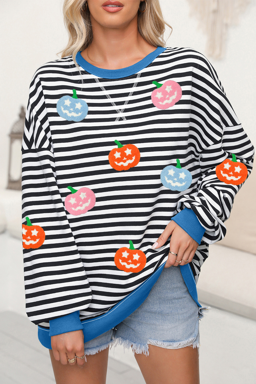 White Stripe Pumpkin Face Patched Pattern Crew Neck Sweatshirt - loveforevers